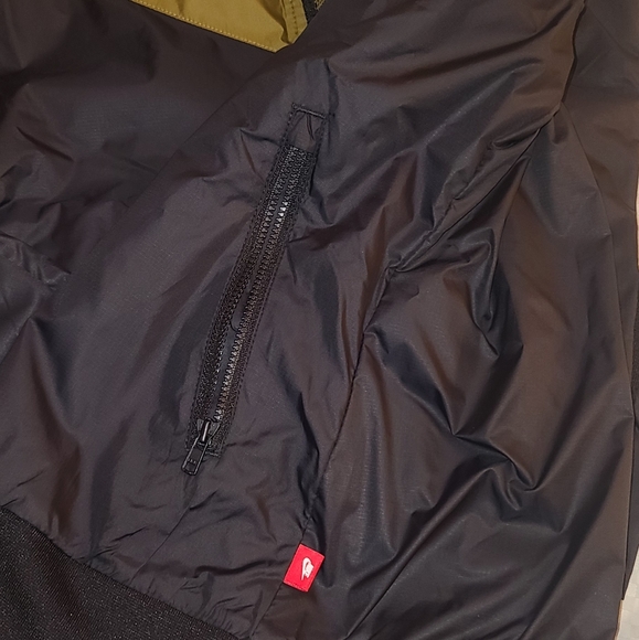 Nike Jacket - Picture 12 of 12